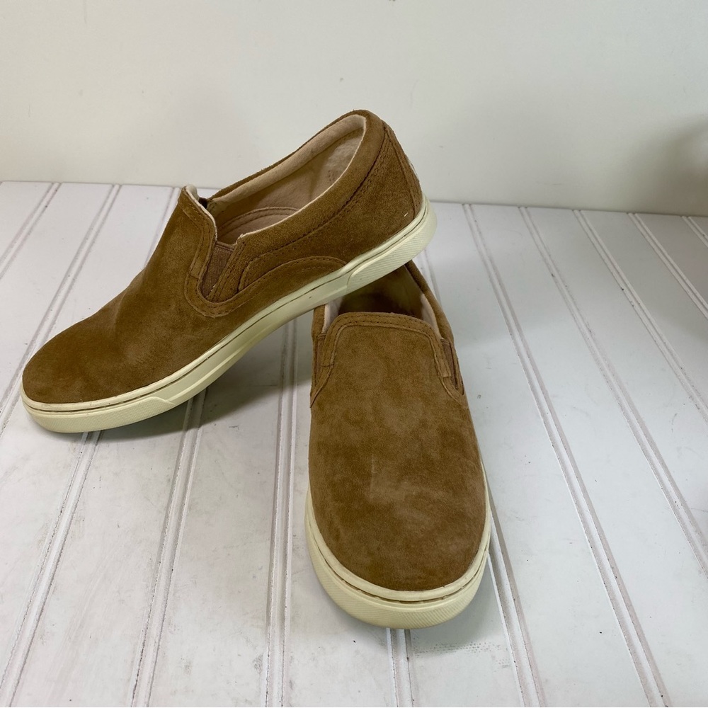 Ugg Fierce tan suede slip on sneakers - Picture 4 of 8